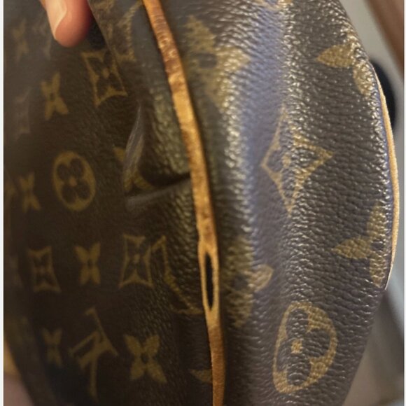 Authentic Louis Vuitton Monogram Canvas Odeon GM - Pre-Loved Used Condition - Picture 15 of 16